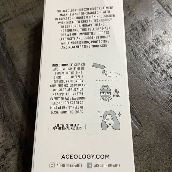 NWT aceology detoxifying treatment mask - Picture 3 of 4